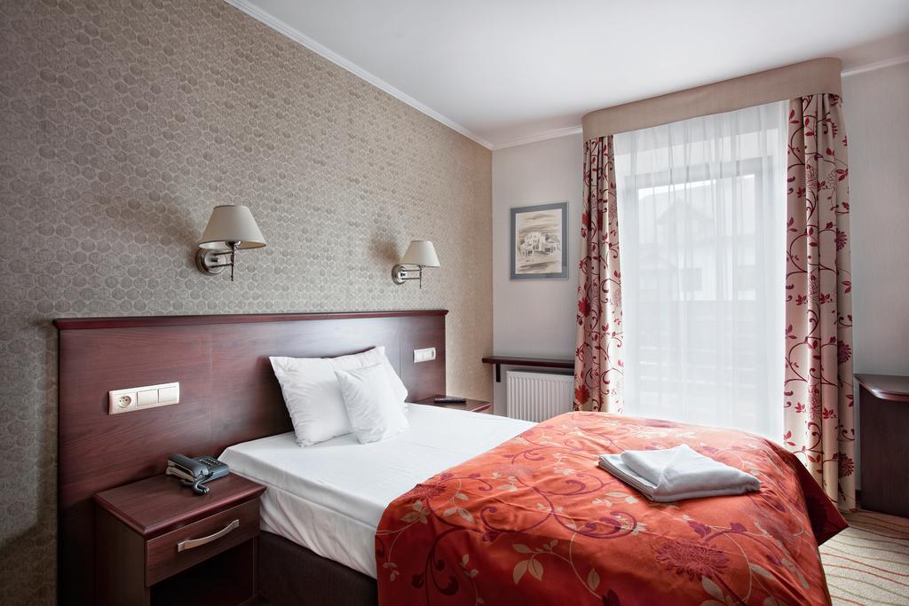 Malinowy Dwor Hotel Medical Spa Świeradów-Zdrój Chambre photo